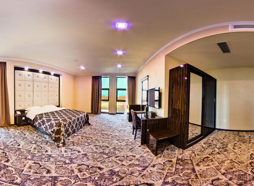 Plaza Hotel Biskek Szoba fotó
