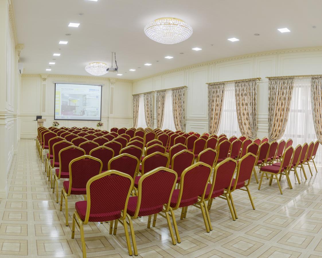 Plaza Hotel Biskek Kültér fotó