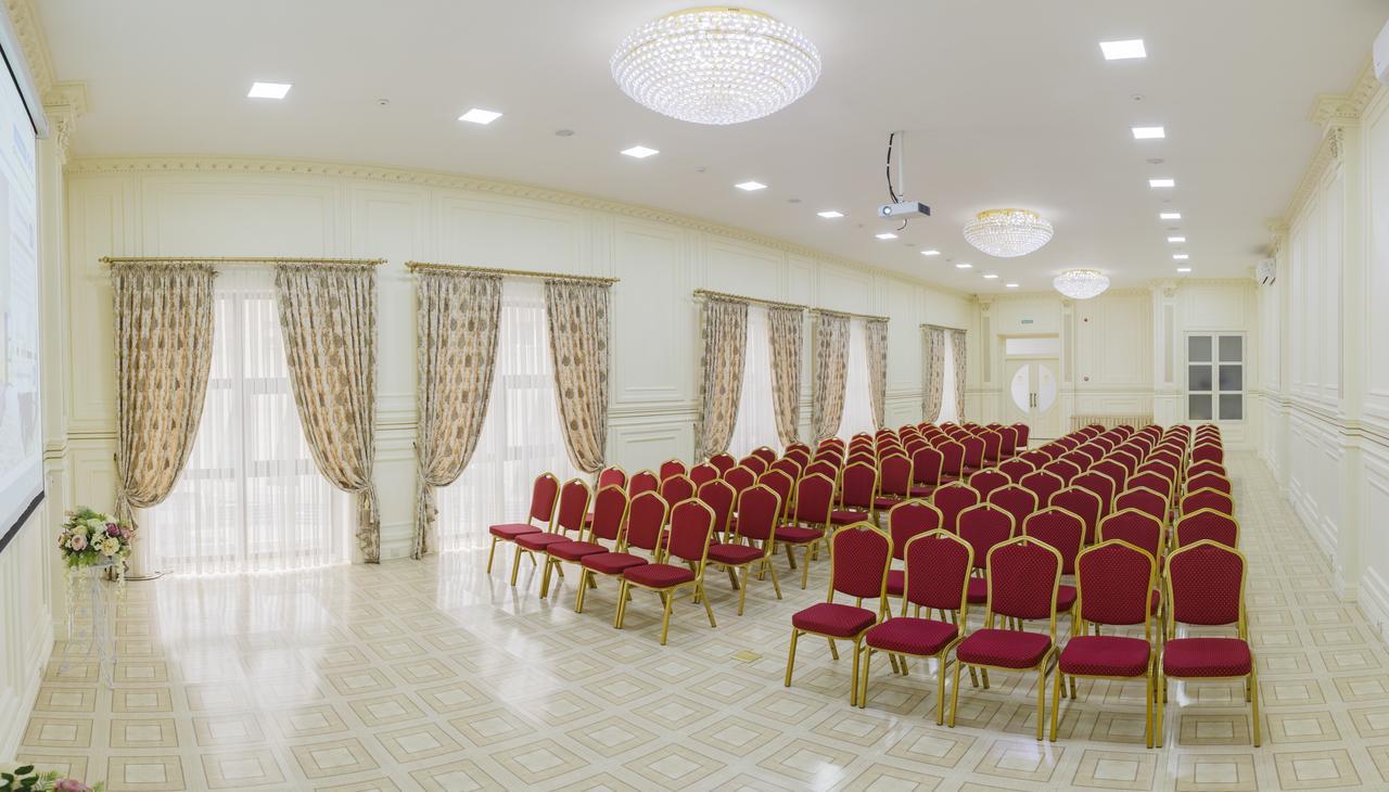 Plaza Hotel Biskek Kültér fotó